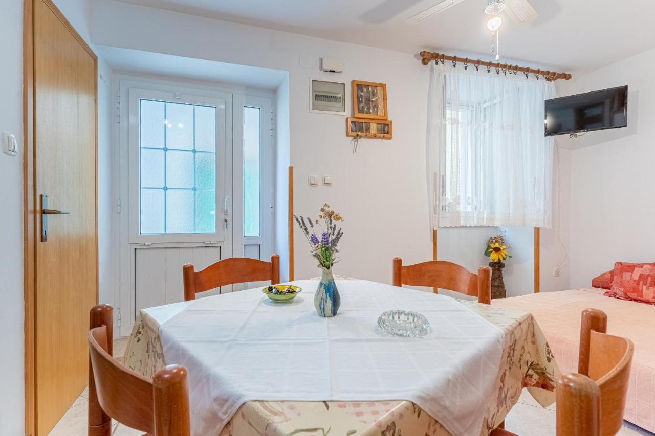 Kovacine Apartment كريس المظهر الخارجي الصورة
